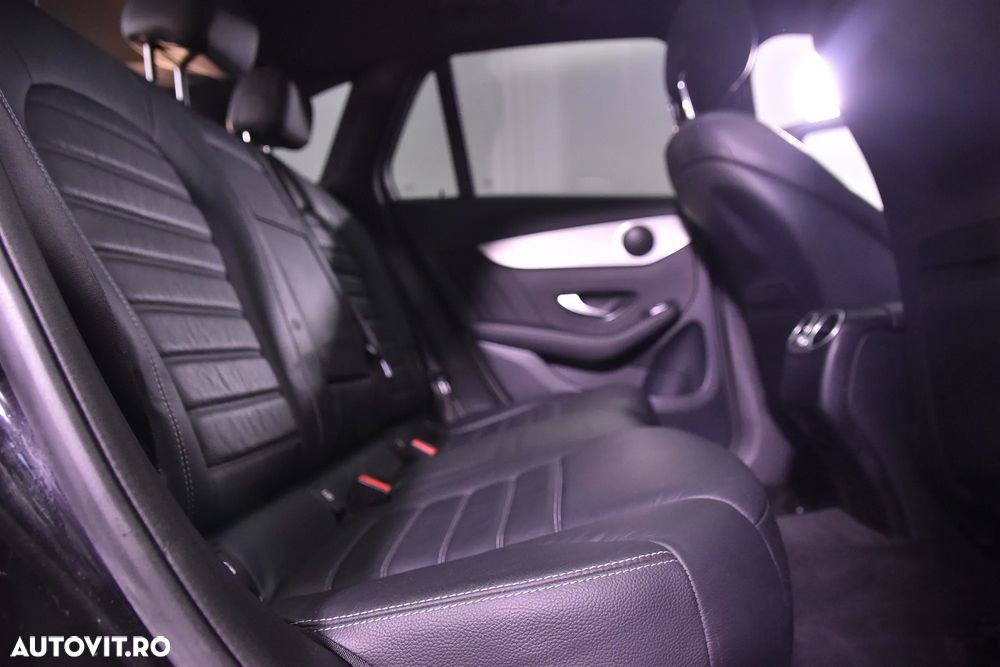 Mercedes-Benz GLC - 12