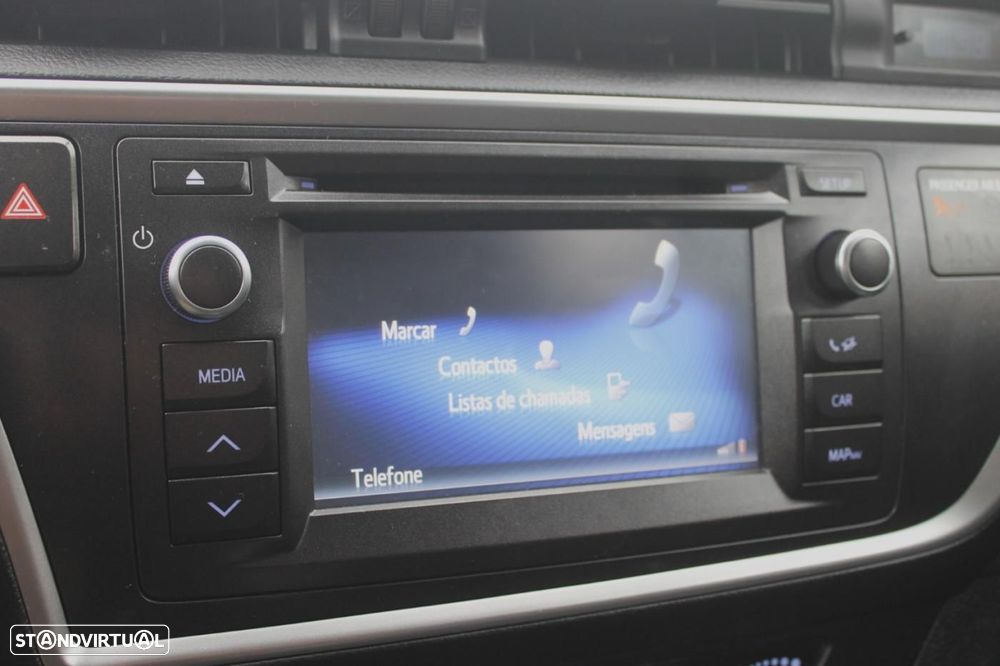 Toyota Auris 1.4 D-4D Exclusive - 15