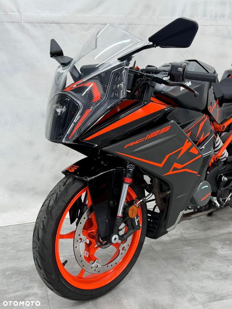 KTM RC 125 - 7