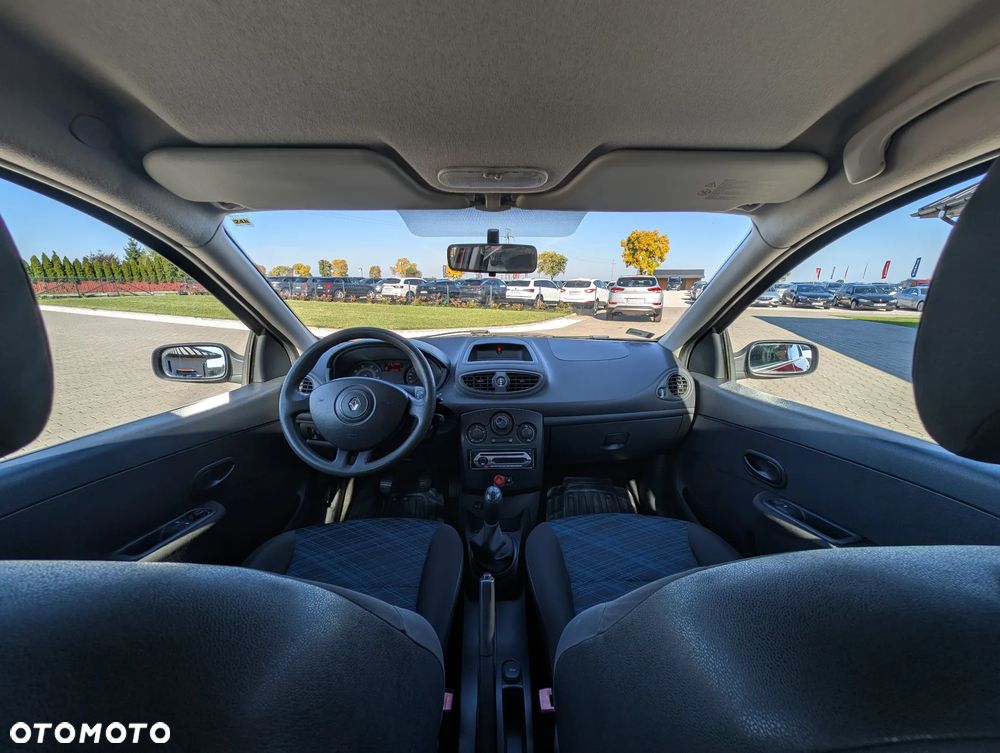 Renault Clio 1.4 16V Dynamique - 23