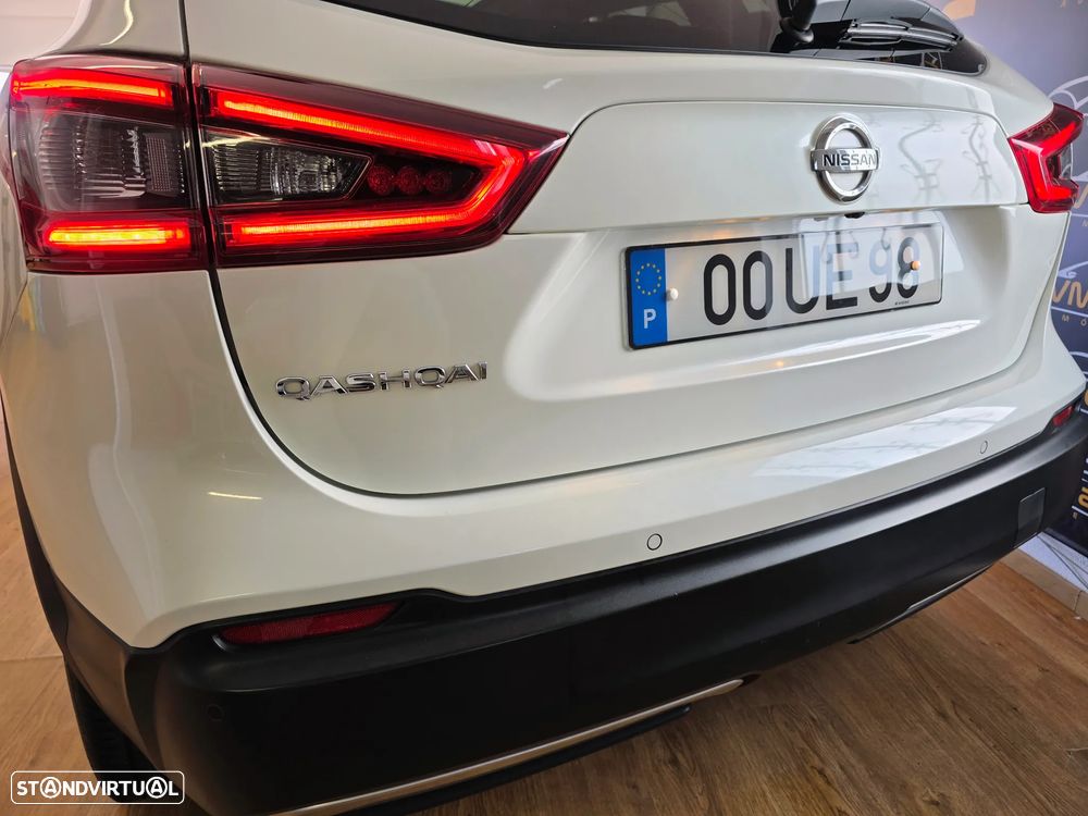 Nissan Qashqai 1.5 dCi N-Connecta Led - 17