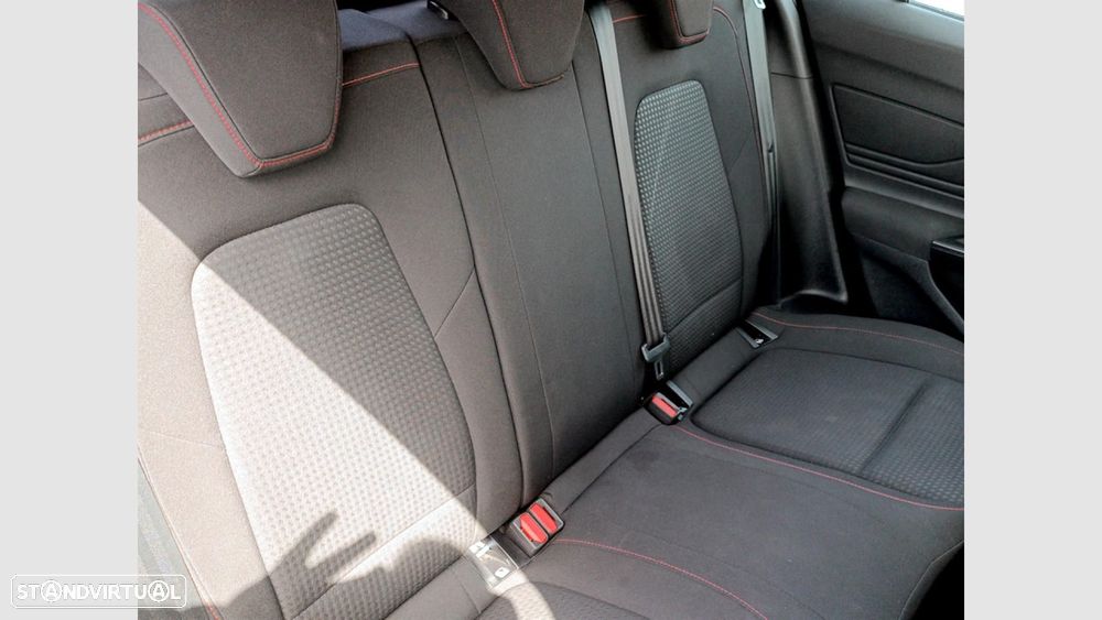 Ford Focus 1.0 EcoBoost MHEV ST-Line Aut. - 18