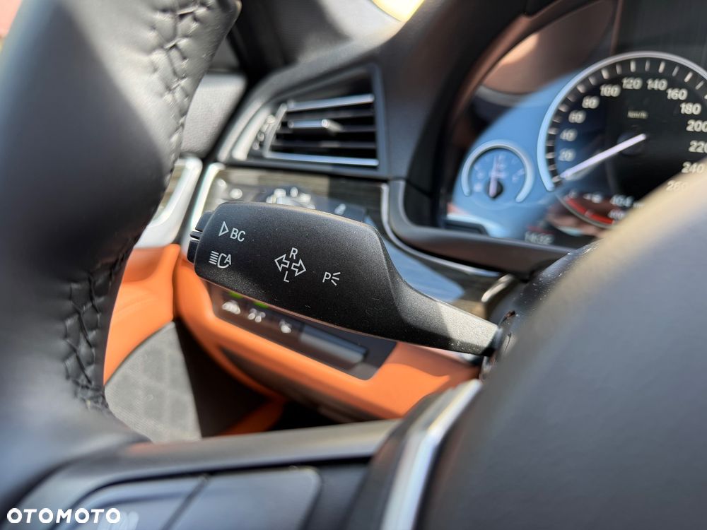 BMW Seria 5 520d xDrive M Sport Edition - 24