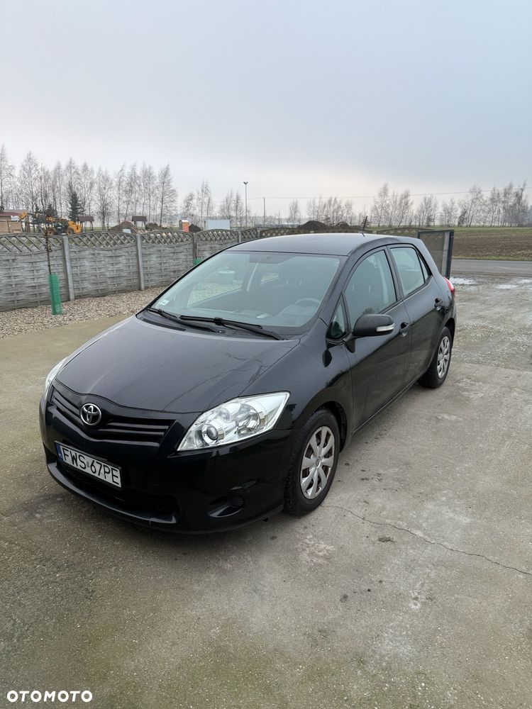 Toyota Auris 1.4 D-4D 2010 - 3