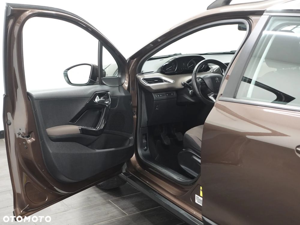 Peugeot 2008 PureTech 82 Active - 16