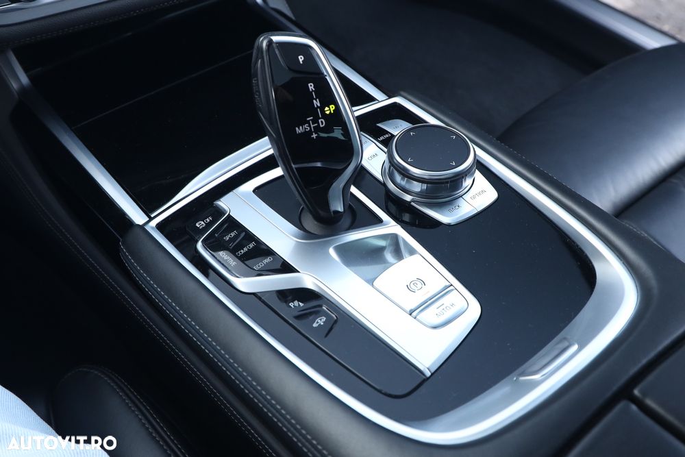BMW Seria 7 740d xDrive - 27