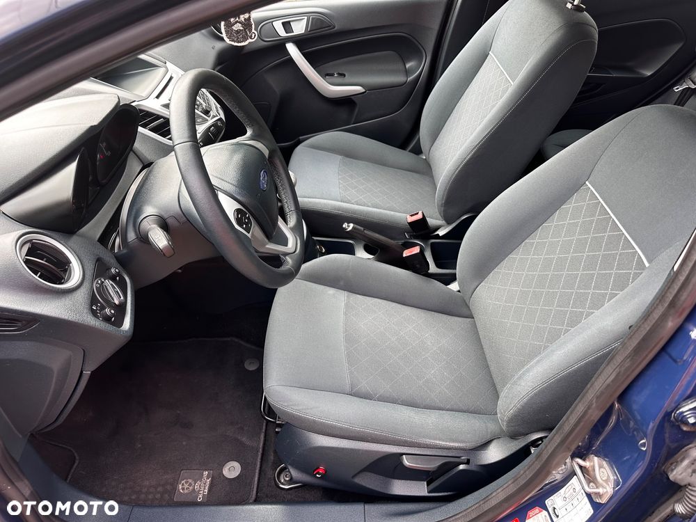 Ford Fiesta 1.4 Champions Edition - 17