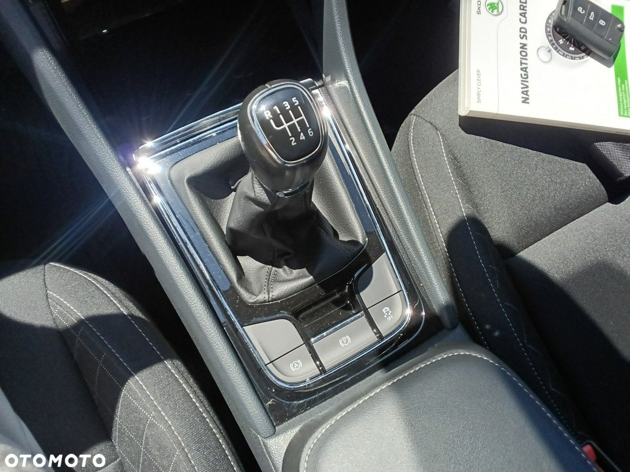 Skoda Karoq 1.5 TSI ACT Ambition - 23