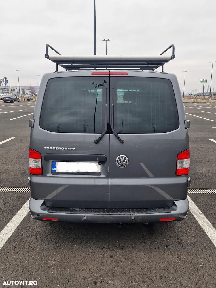 Volkswagen Transporter - 2