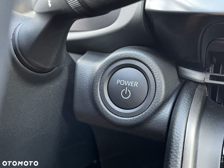 Toyota C-HR - 11