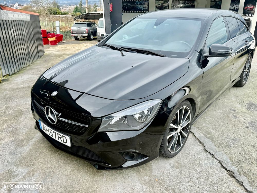 Mercedes-Benz CLA 220 d Shooting Brake AMG Line Aut. - 49