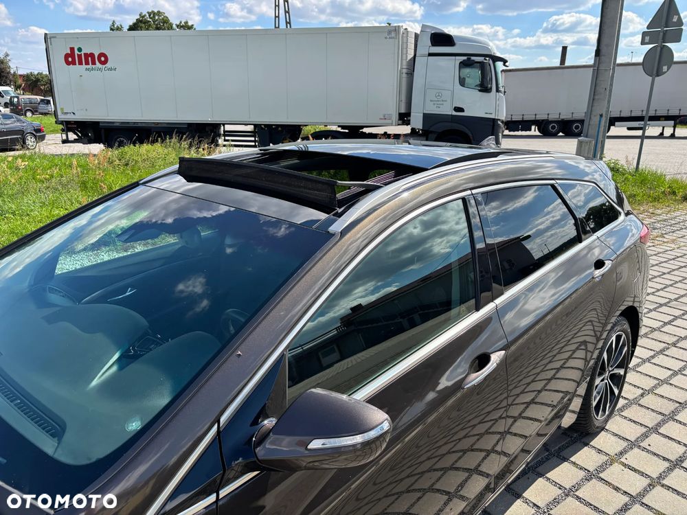 Hyundai i40 Kombi 1.7 CRDi Premium - 38