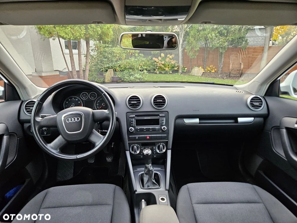 Audi A3 Sportback 1.6 Attraction - 2