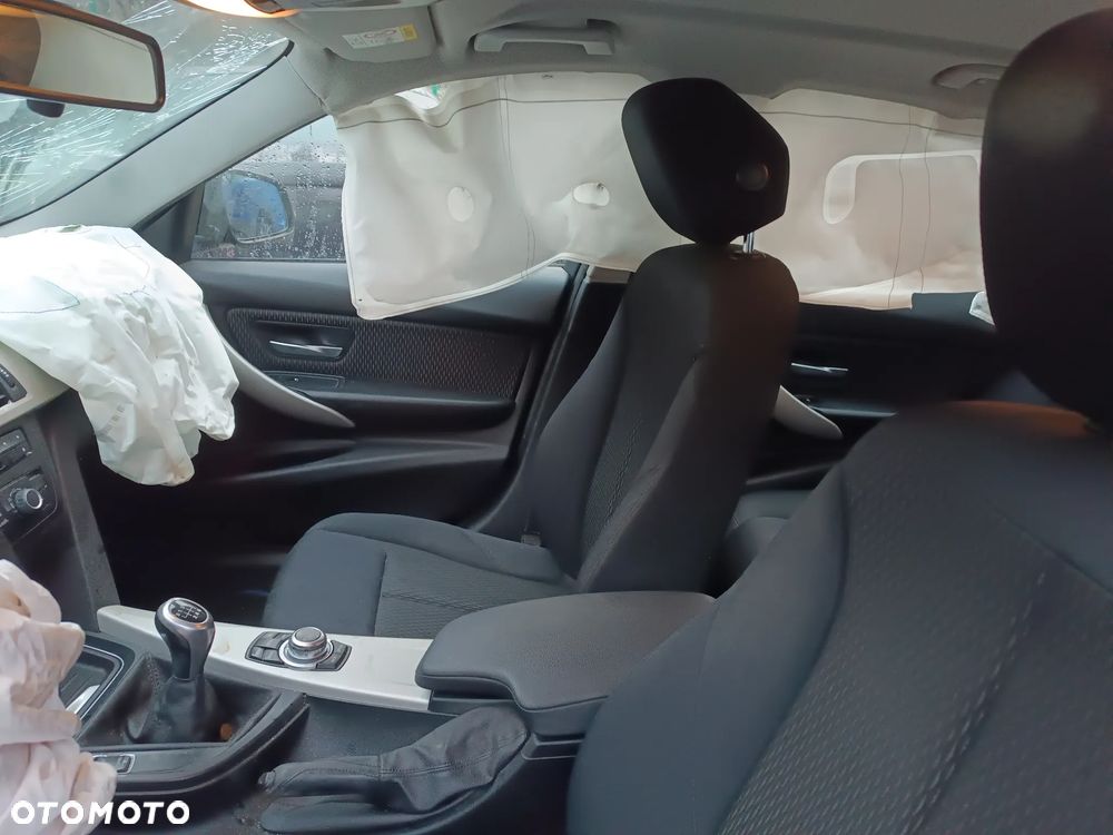 BMW Seria 3 - 18