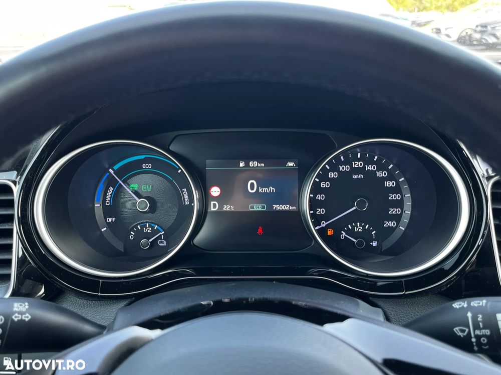 Kia XCeed - 15