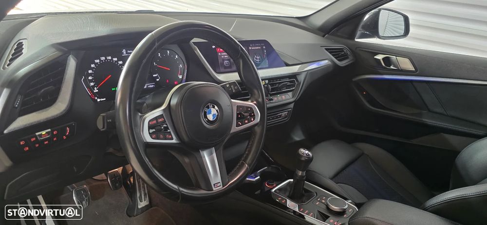BMW 116 d Pack Desportivo M - 10