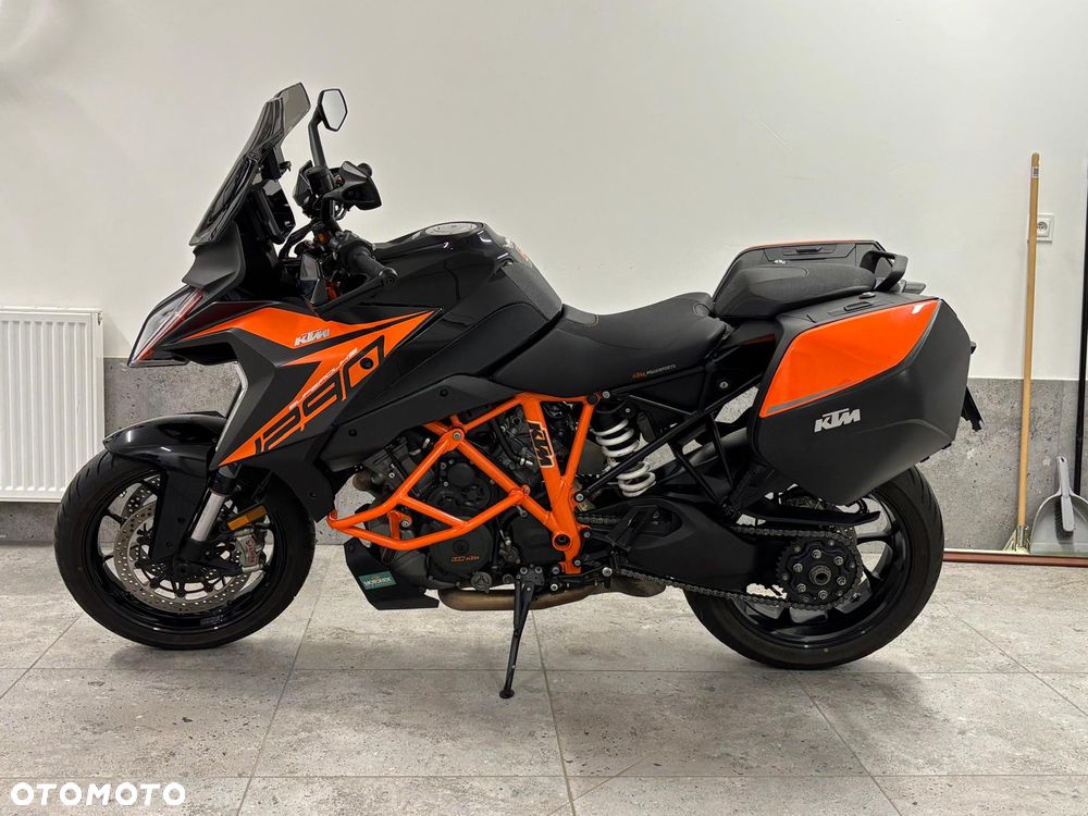 KTM Super Duke - 4