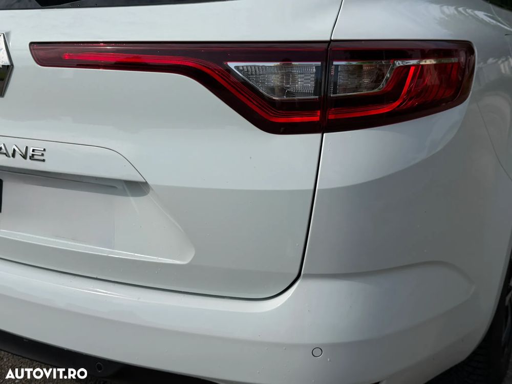 Renault Megane BLUE dCi EDC Intens - 17