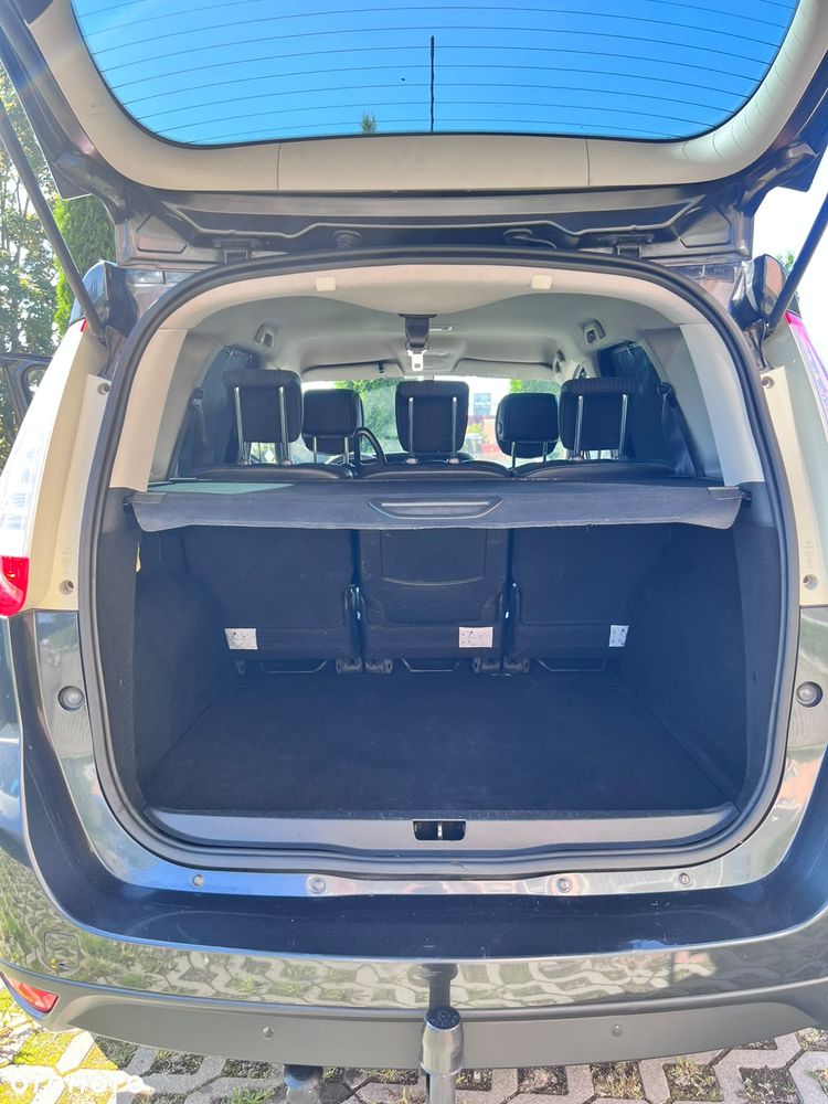 Renault Grand Scenic - 31