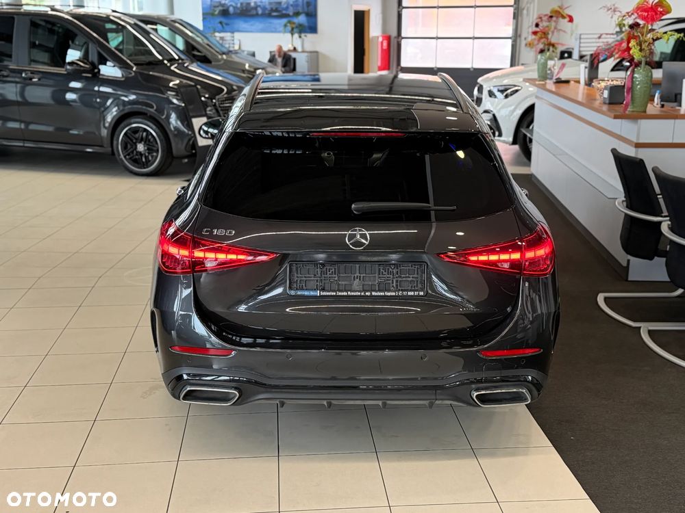 Mercedes-Benz Klasa C 180 mHEV AMG - 4