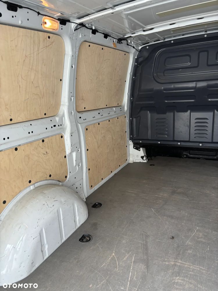 Mercedes-Benz Vito - 12