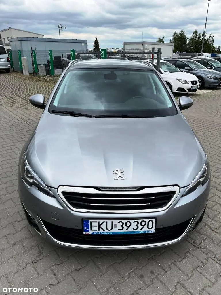 Peugeot 308 SW 1.6 e-HDi Allure S&S - 21