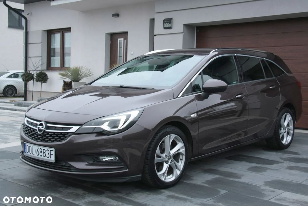 Opel Astra 1.6 CDTI Dynamic S&S - 10
