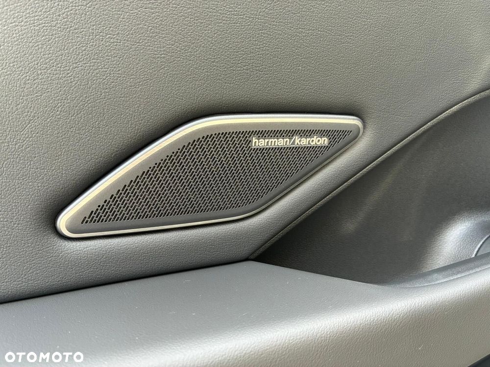 Volkswagen T-Roc - 23