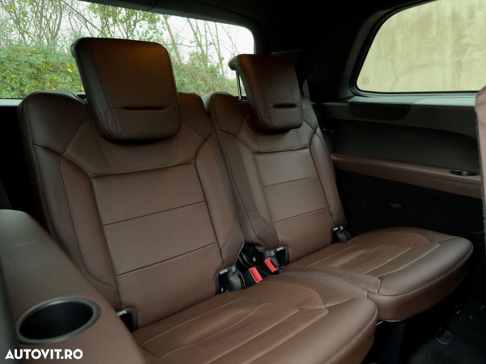 Mercedes-Benz GL - 13