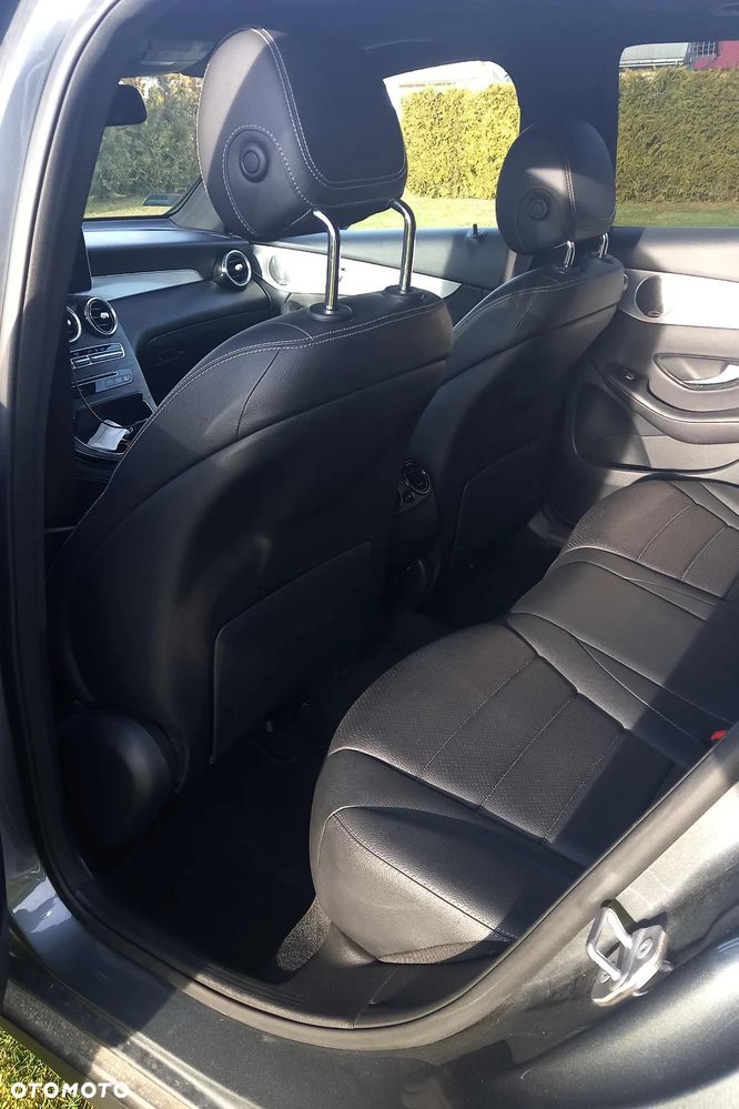 Mercedes-Benz GLC - 24