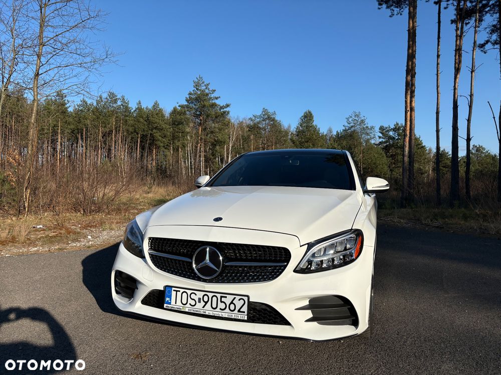 Mercedes-Benz Klasa C 300 9G-TRONIC AMG Line - 3