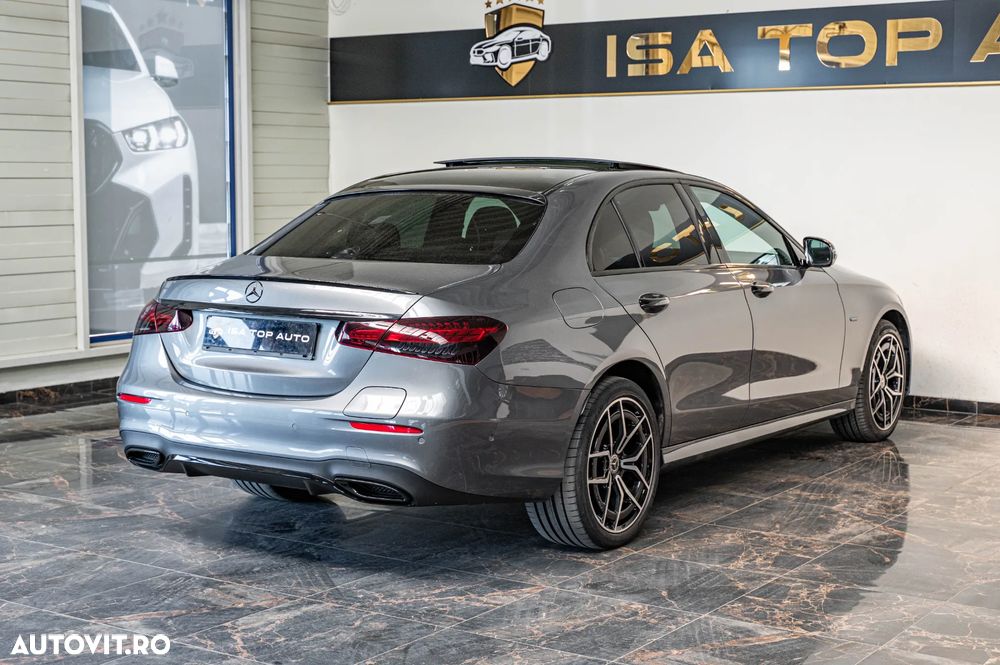 Mercedes-Benz E 300 de 4Matic 9G-TRONIC AMG Line - 34