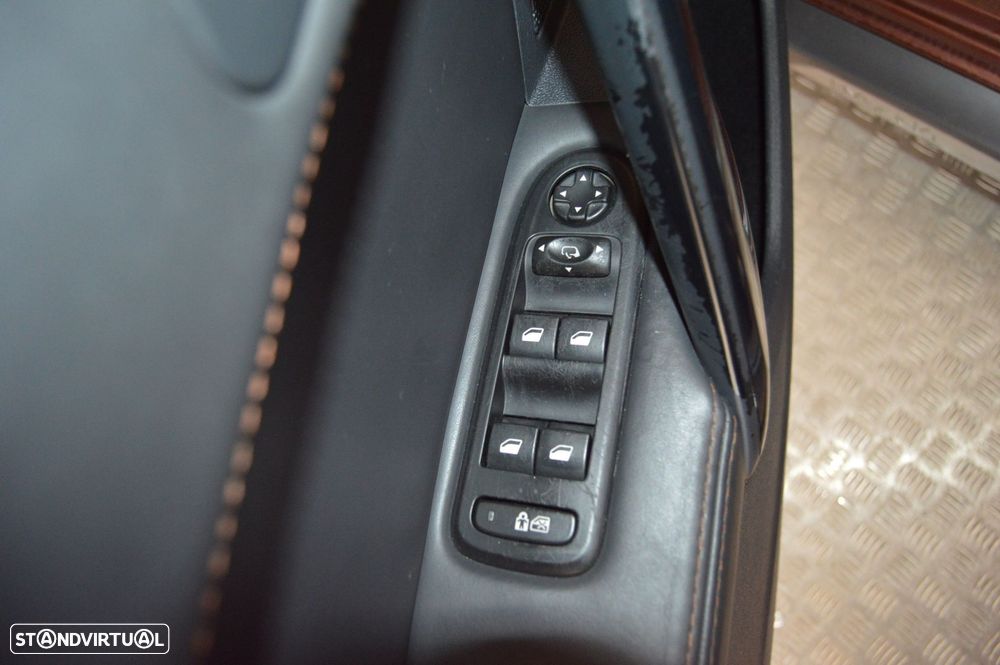 Peugeot 508 RXH 2.0 HDi Hybrid4 2-Tronic - 34