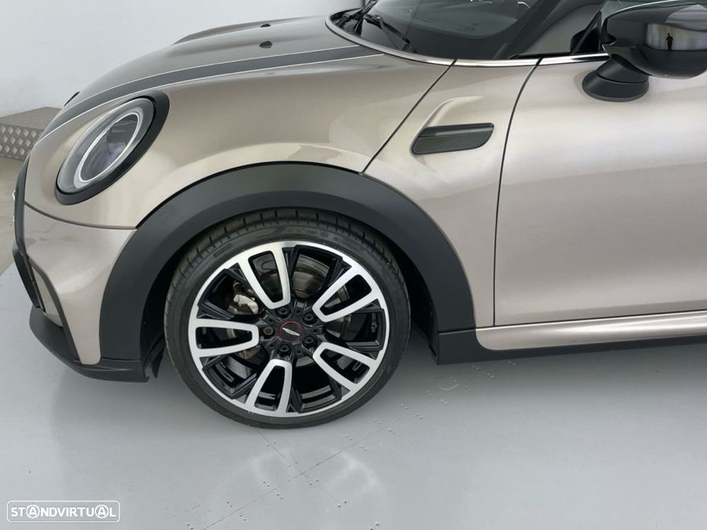 MINI 3 Portas Cooper Auto - 18