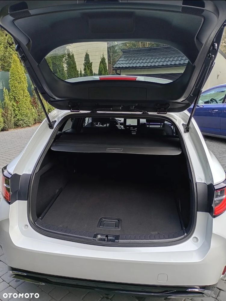 Suzuki Swace 1.8 Hybrid Premium Plus CVT - 21