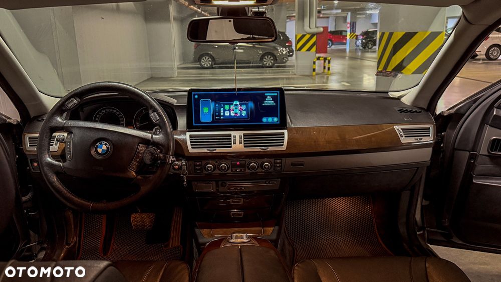 BMW Seria 7 730d - 32