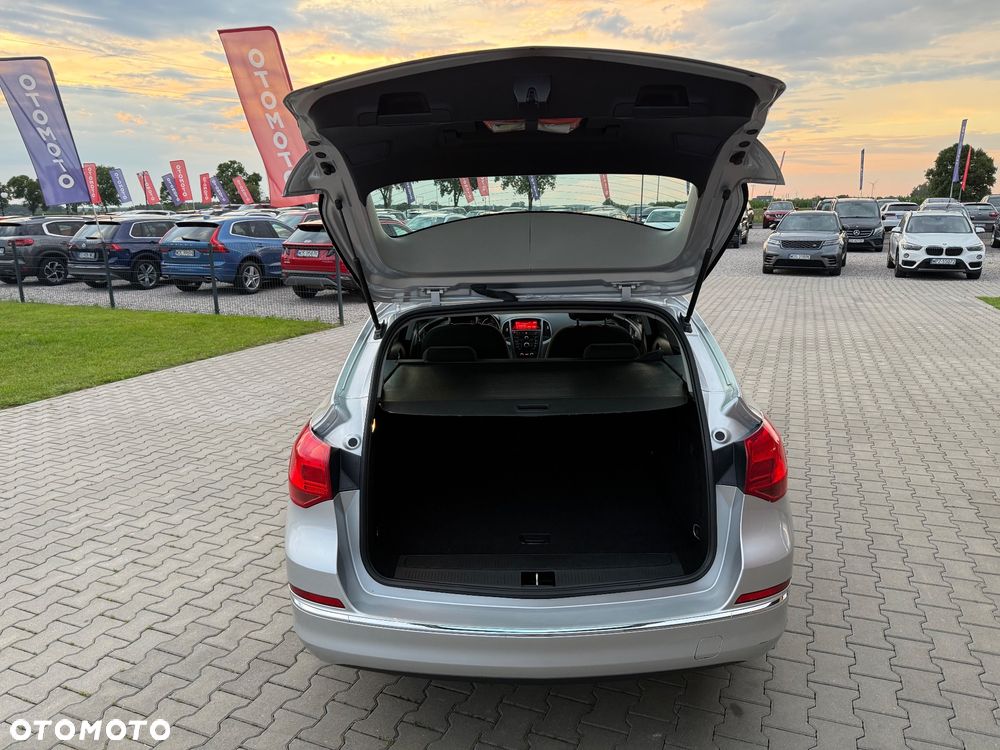 Opel Astra 1.4 Turbo Sports Tourer Style - 26