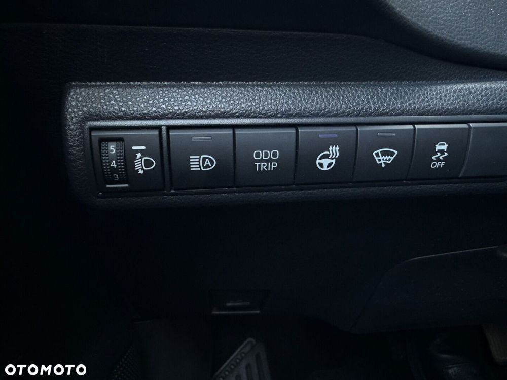 Toyota Corolla 1.8 Hybrid Comfort - 30