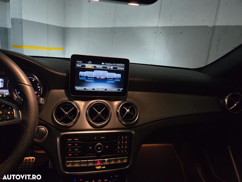 Mercedes-Benz GLA 250 4MATIC Aut. - 5