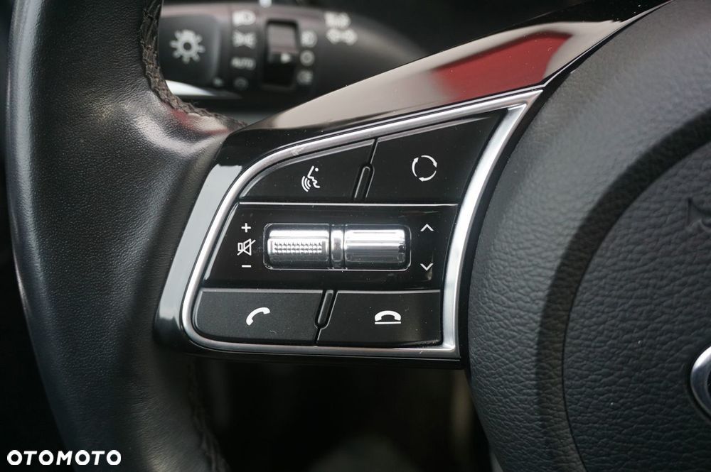 Kia Ceed 1.6 GDI PHEV Business Line DCT - 19