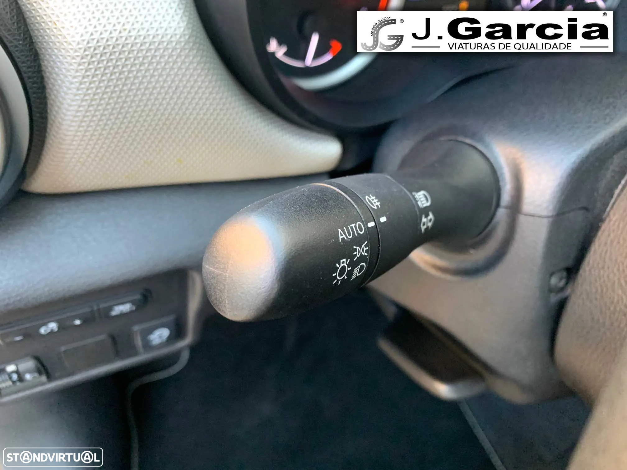 Nissan Micra 1.5 dCi N-Connecta S/S - 16