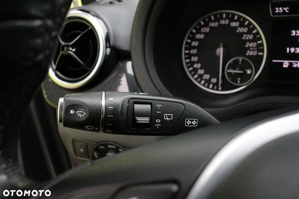 Mercedes-Benz Klasa B 180 CDI - 27