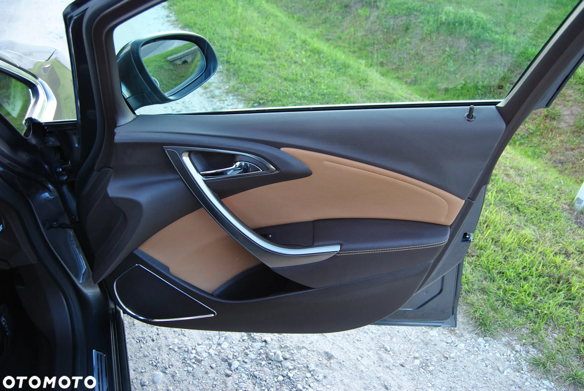 Opel Astra IV 1.4 T Cosmo - 33