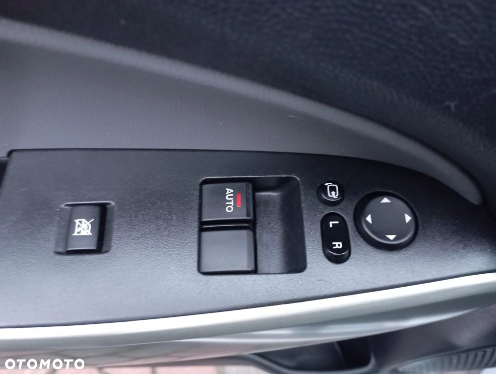 Mazda 2 1.3 Independence - 17