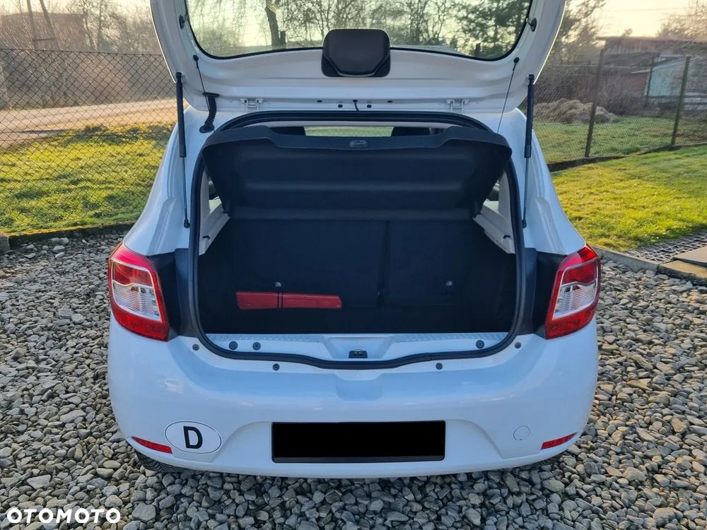 Dacia Sandero 1.2 16V 75 Laureate - 15