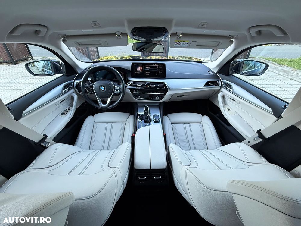 BMW Seria 5 530e Aut. Luxury Line - 6