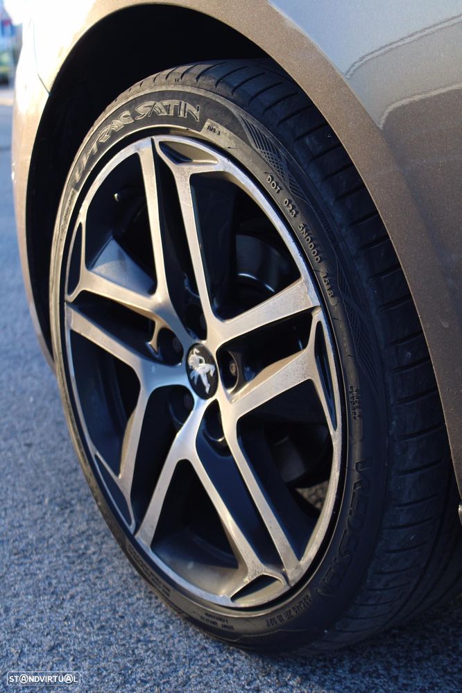 Peugeot 308 1.6 BlueHDi Allure - 3