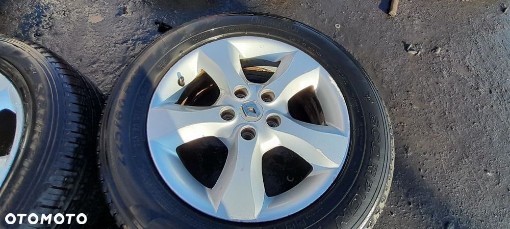 Renault Koleos Pirelli 2018r. Felga, Opony, Koła Opona 5x114,3 215/60 17 - 5
