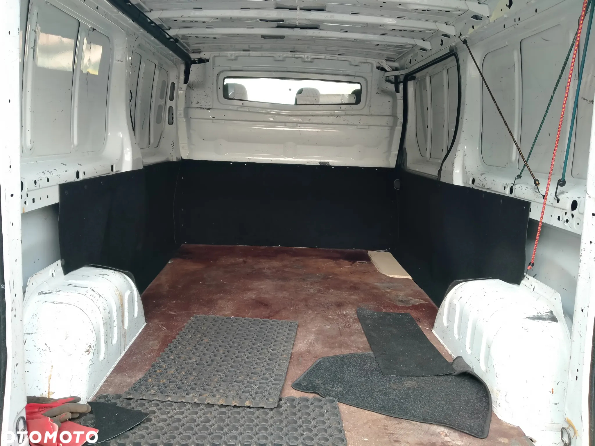 Opel Vivaro - 6