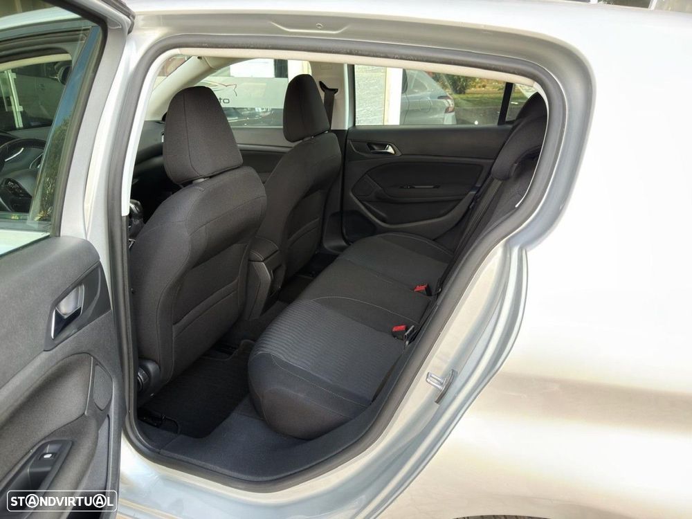 Peugeot 308 1.6 HDi Active - 9